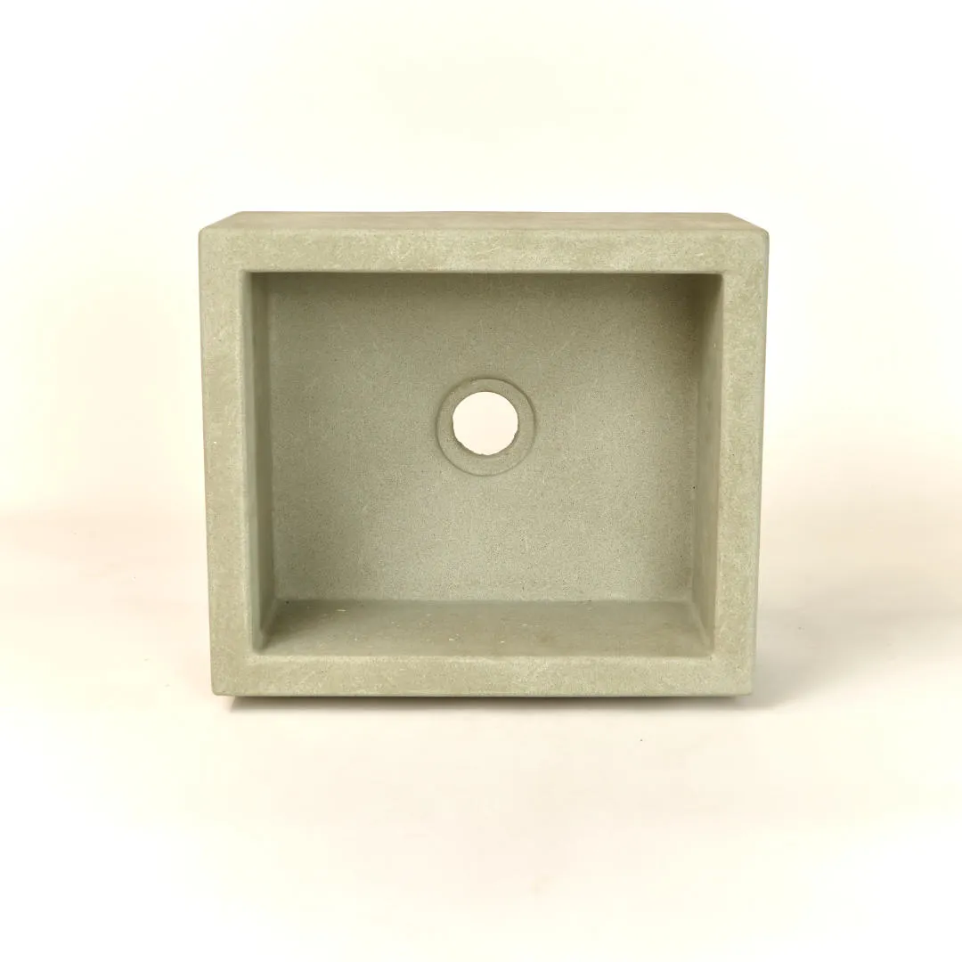 Vaso - Small - Laurel, the piece itself