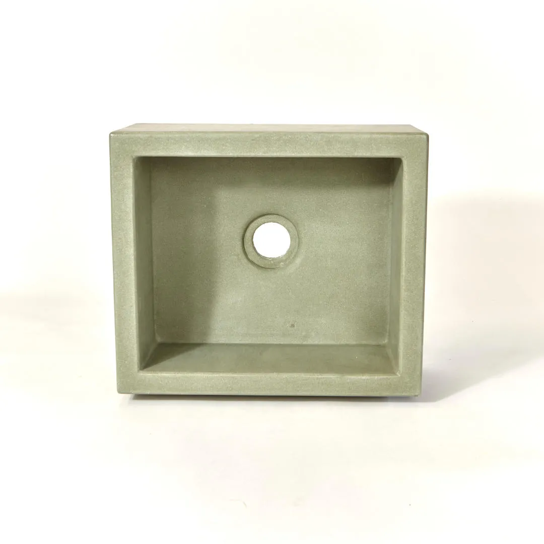 Vaso - Small - Olive, the piece itself