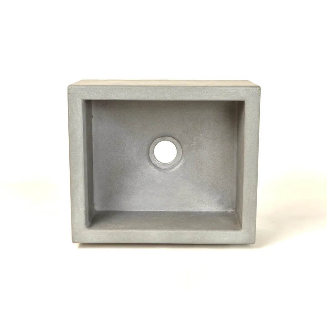 Vaso - Small - Stone, the piece itself