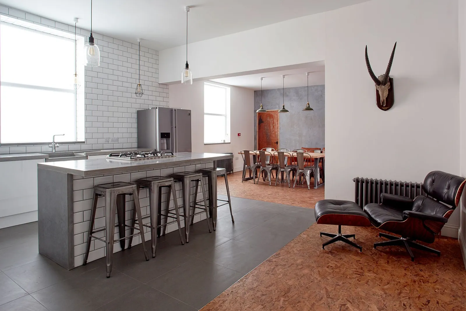 Scene Studios: concrete by Warrington + Rose